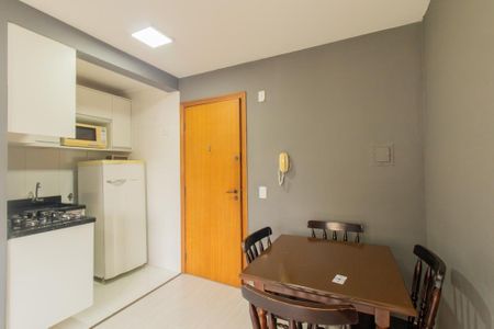 Cozinha de apartamento para alugar com 1 quarto, 39m² em Juvevê, Curitiba