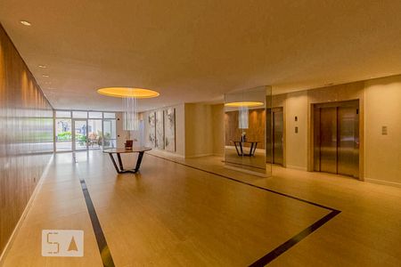 Apartamento para alugar com 39m², 1 quarto e 1 vaga Apartamento para alugar com 39m², 1 quarto e 1 vagaElevadores