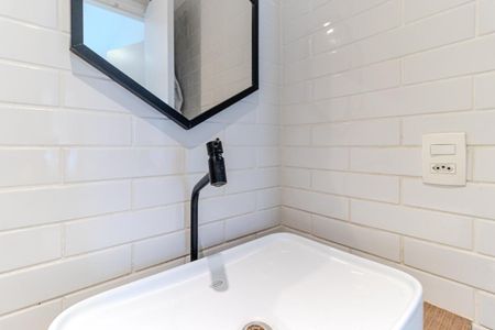 Banheiro de apartamento à venda com 1 quarto, 39m² em Campos Elíseos, São Paulo