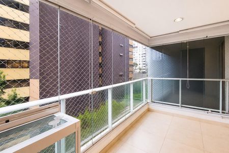 Studio à venda com 34m², 1 quarto e 1 vaga Studio à venda com 34m², 1 quarto e 1 vagaVaranda do Studio