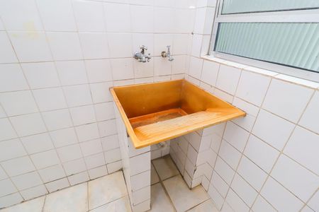 Área de Serviço de casa à venda com 3 quartos, 220m² em Jardim Sao Carlos (zona Leste), São Paulo