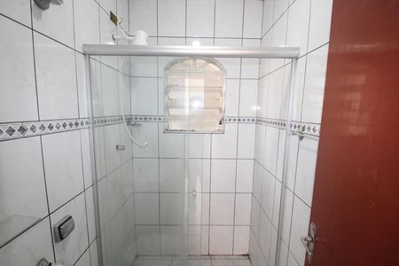 Banheiro de casa para alugar com 1 quarto, 55m² em Vila Aurora, São Paulo
