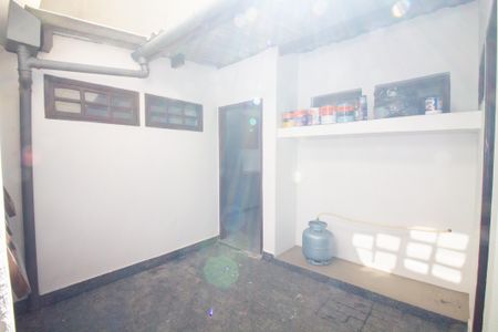 Casa à venda com 71m², 2 quartos e 2 vagasÁrea de Serviço