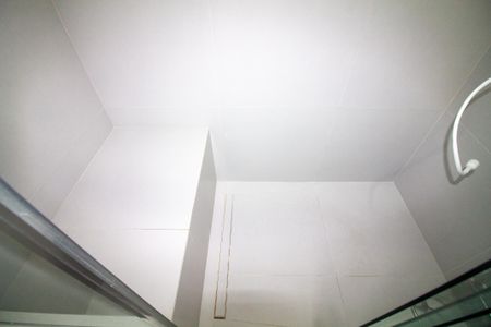 Casa à venda com 71m², 2 quartos e 2 vagasBanheiro social