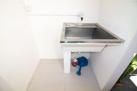 Casa à venda com 71m², 2 quartos e 2 vagasÁrea de Serviço