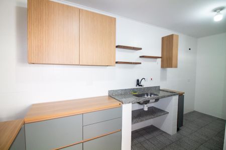Casa à venda com 71m², 2 quartos e 2 vagasCozinha