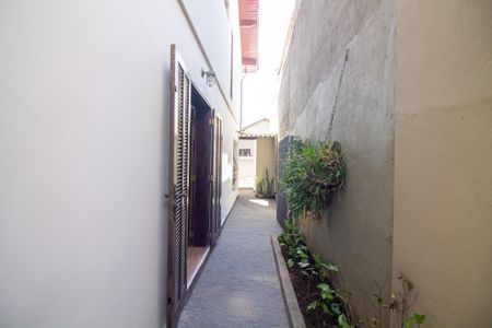 Casa à venda com 71m², 2 quartos e 2 vagasCorredor