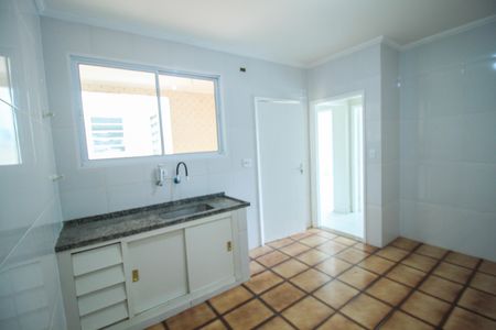 Apartamento para alugar com 122m², 2 quartos e 1 vaga Apartamento para alugar com 122m², 2 quartos e 1 vagaCozinha