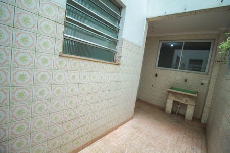 Apartamento para alugar com 122m², 2 quartos e 1 vaga Apartamento para alugar com 122m², 2 quartos e 1 vagaÁrea de Serviço