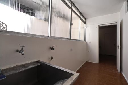 Apartamento à venda com 80m², 3 quartos e 1 vaga Apartamento à venda com 80m², 3 quartos e 1 vagaÁrea de Serviço