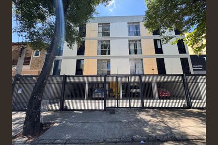 Apartamento à venda com 80m², 3 quartos e 1 vaga Apartamento à venda com 80m², 3 quartos e 1 vagaFachada + plaquinha