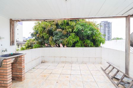 Casa à venda com 165m², 3 quartos e 1 vagaÁrea de Serviço