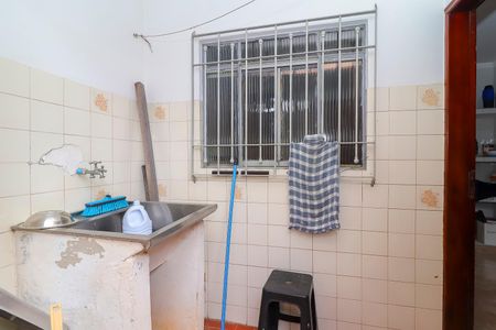Casa à venda com 165m², 3 quartos e 1 vagaÁrea de Serviço