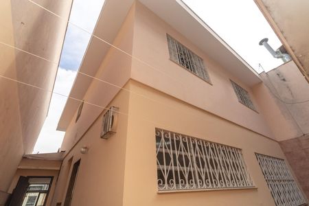 Casa para alugar com 4 quartos, 255m² em Jardim Piqueroby, São Paulo