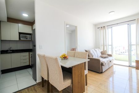 Apartamento para alugar com 48m², 2 quartos e 1 vaga Apartamento para alugar com 48m², 2 quartos e 1 vagaSala