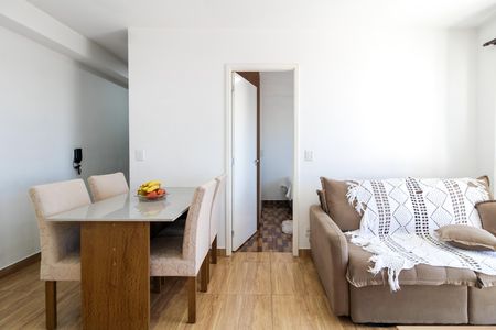 Apartamento para alugar com 48m², 2 quartos e 1 vaga Apartamento para alugar com 48m², 2 quartos e 1 vagaSala