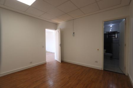 Casa para alugar com 200m², 3 quartos e 3 vagasSuíte