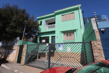 Casa para alugar com 200m², 3 quartos e 3 vagasFachada