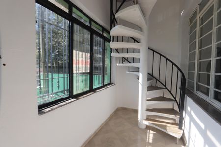 Casa para alugar com 200m², 3 quartos e 3 vagasAlpendre