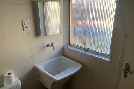 Studio para alugar com 31m², 1 quarto e 1 vaga Studio para alugar com 31m², 1 quarto e 1 vagaBanheiro