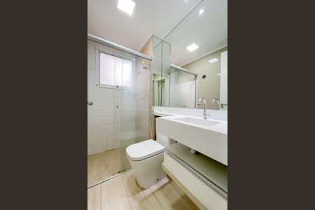Banheiro  de apartamento para alugar com 2 quartos, 50m² em Jardim Roberto, Osasco