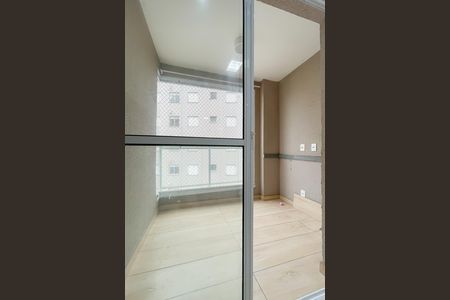 Sacada de apartamento para alugar com 2 quartos, 50m² em Jardim Roberto, Osasco