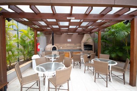 Apartamento para alugar com 50m², 2 quartos e 1 vaga Apartamento para alugar com 50m², 2 quartos e 1 vagaÁrea comum - Churrasqueira