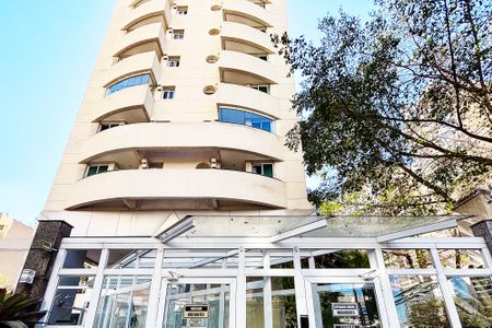 Apartamento para alugar com 40m², 2 quartos e 1 vaga Apartamento para alugar com 40m², 2 quartos e 1 vagaFachada