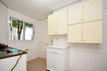 Apartamento para alugar com 40m², 2 quartos e 1 vaga Apartamento para alugar com 40m², 2 quartos e 1 vagaCozinha