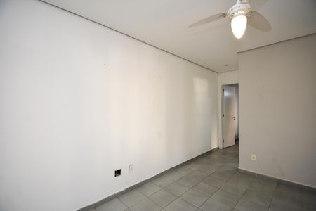 Apartamento para alugar com 40m², 2 quartos e 1 vaga Apartamento para alugar com 40m², 2 quartos e 1 vagaSala