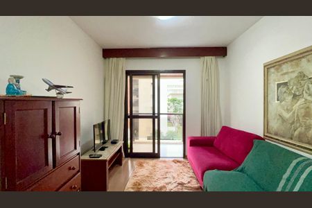 Apartamento à venda com 45m², 1 quarto e 1 vagaSala