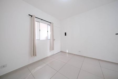 Sala/Cozinha de apartamento para alugar com 1 quarto, 30m² em Parque Císper, São Paulo