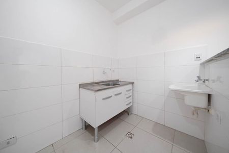 Sala/Cozinha de apartamento para alugar com 1 quarto, 30m² em Parque Císper, São Paulo
