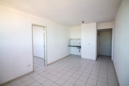 Sala  de apartamento para alugar com 1 quarto, 40m² em Santo Amaro, São Paulo