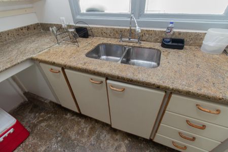 Casa à venda com 477m², 4 quartos e 4 vagasCozinha