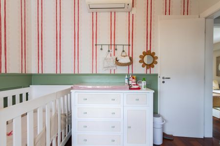 Apartamento à venda com 116m², 3 quartos e 2 vagas Apartamento à venda com 116m², 3 quartos e 2 vagasSuíte 2