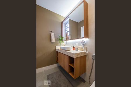 Apartamento à venda com 2 quartos, 95m² em Cerqueira César, São Paulo