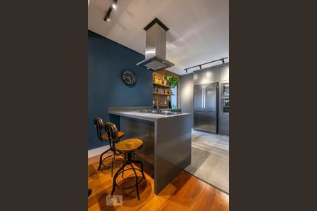 Apartamento à venda com 2 quartos, 95m² em Cerqueira César, São Paulo