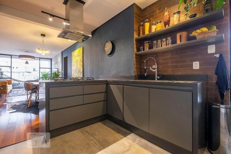 Apartamento à venda com 2 quartos, 95m² em Cerqueira César, São Paulo