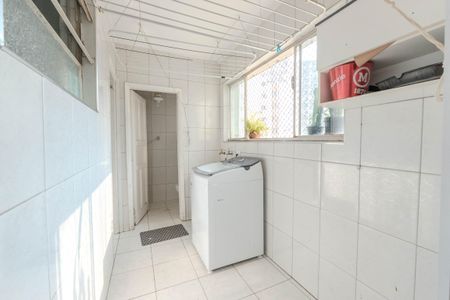 Apartamento à venda com 121m², 3 quartos e sem vagaÁrea de Serviço