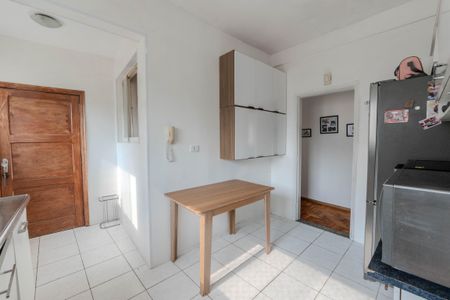 Apartamento à venda com 121m², 3 quartos e sem vagaCozinha
