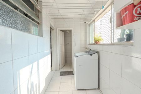Apartamento à venda com 121m², 3 quartos e sem vagaÁrea de Serviço