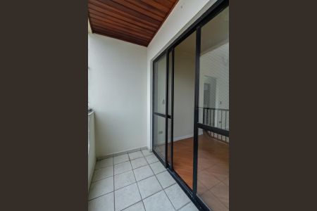 Apartamento para alugar com 124m², 3 quartos e 2 vagas Apartamento para alugar com 124m², 3 quartos e 2 vagasVaranda