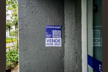 Apartamento à venda com 54m², 2 quartos e 1 vaga Apartamento à venda com 54m², 2 quartos e 1 vagaFachada do bloco