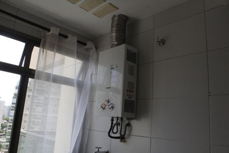 Apartamento à venda com 70m², 2 quartos e 1 vagaÁrea de Serviço