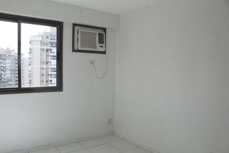 Quarto Suíte de apartamento à venda com 2 quartos, 70m² em Jacarepaguá, Rio de Janeiro