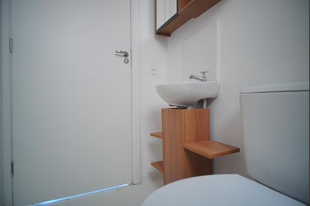 Apartamento para alugar com 74m², 2 quartos e 1 vagaBanheiro Corredor