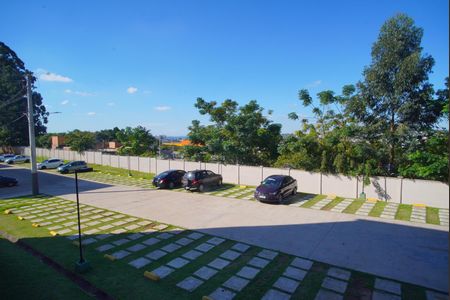 Sala - Vista de apartamento para alugar com 2 quartos, 74m² em Rubem Berta, Porto Alegre