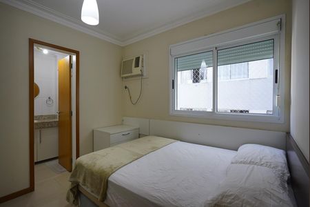 Quarto de apartamento para alugar com 1 quarto, 50m² em Centro, Florianópolis