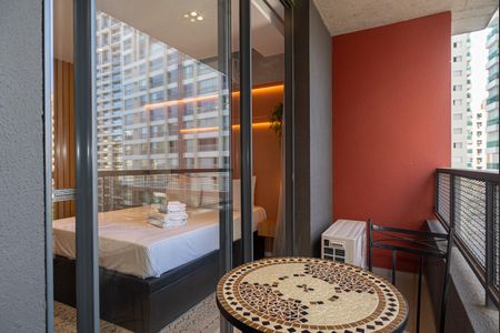 Studio para alugar com 23m², 1 quarto e sem vaga Studio para alugar com 23m², 1 quarto e sem vagaVaranda da Studio